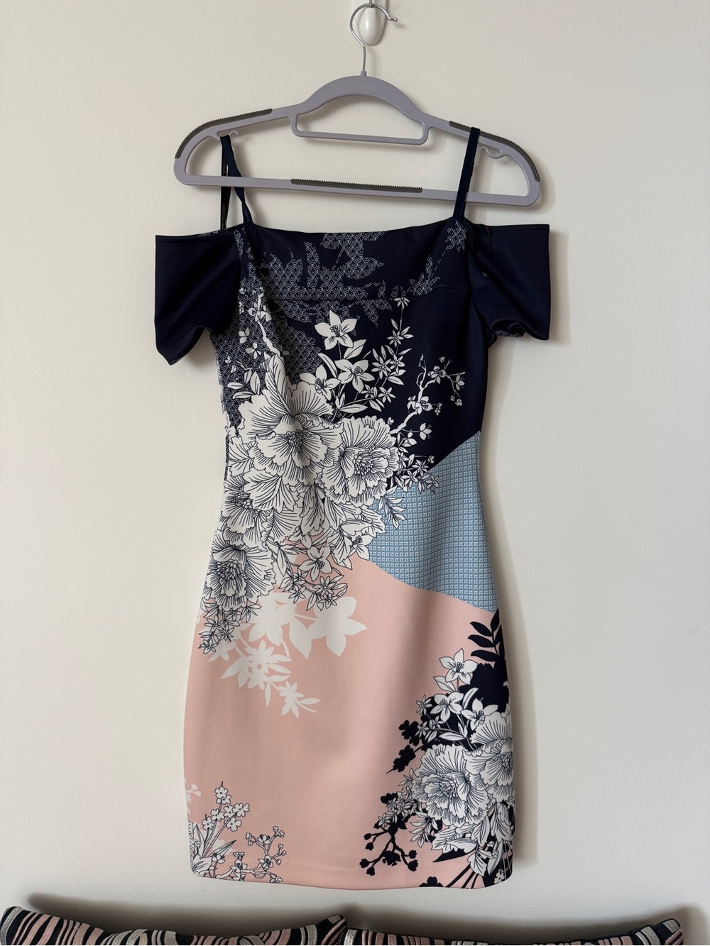 Guess Japanese Floral Off-Shoulder Bodycon Dress in Navy, Blush & Light Blue